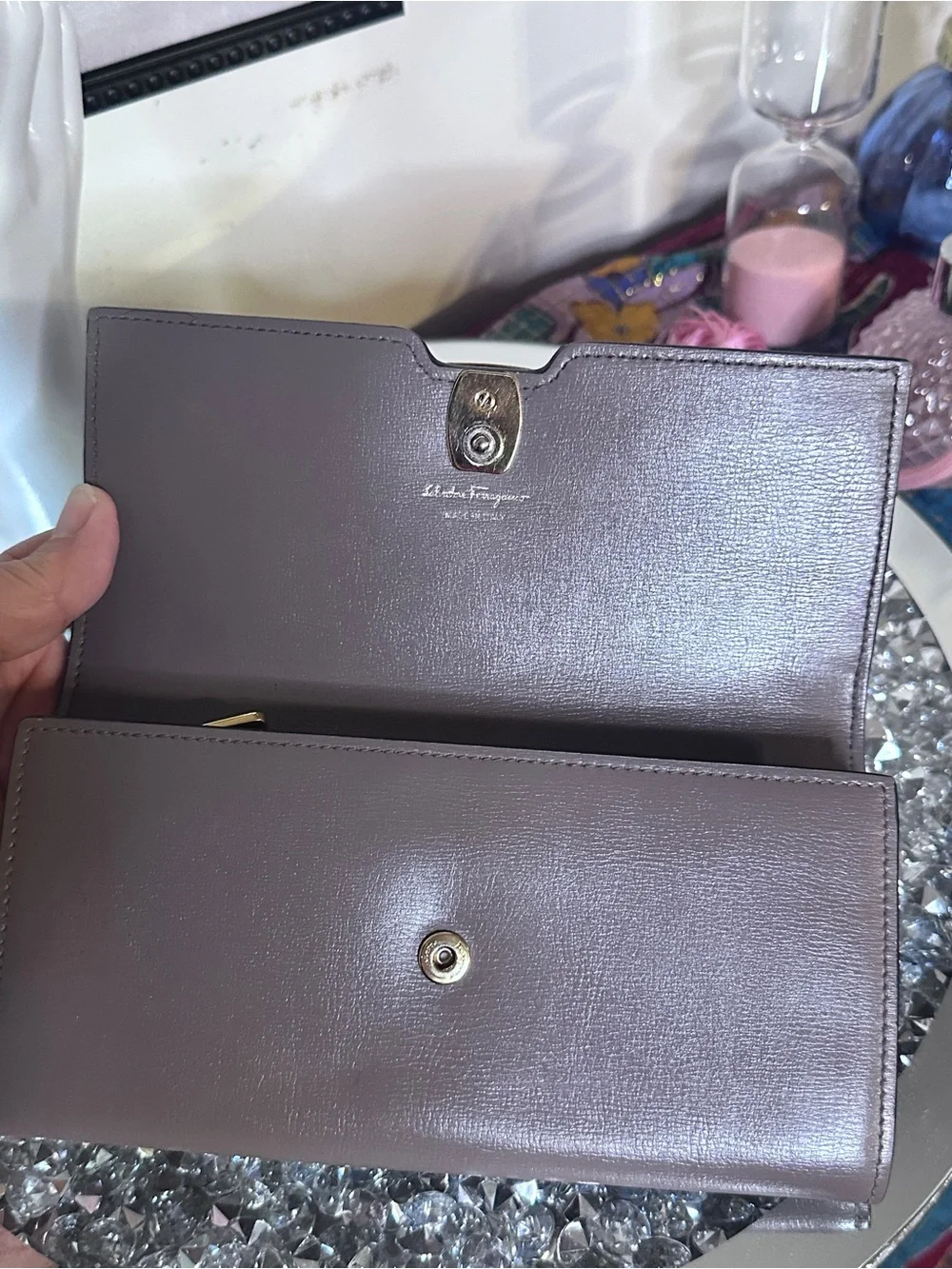 Authentic Salvatore Ferragamo Vara Bow Continental Wallet.